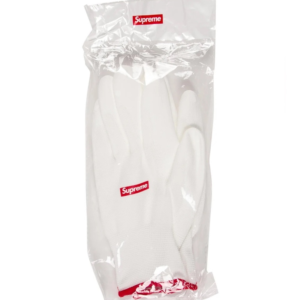 Supreme Rubbersized Gloves